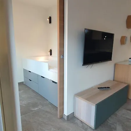 Appartement Salsa Terrasse & Parking A 100m Des Plages Juan-les-Pins